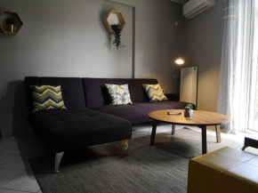 Athenian apartment in Agia Paraskevi, next to 